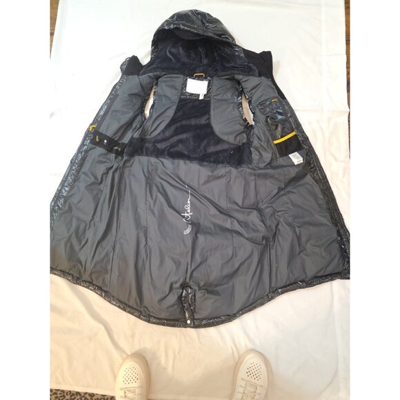 LOLE Hooded Vest Atelier Insulation Puffer Jacket NWT No Arms - Picture 14 of 16